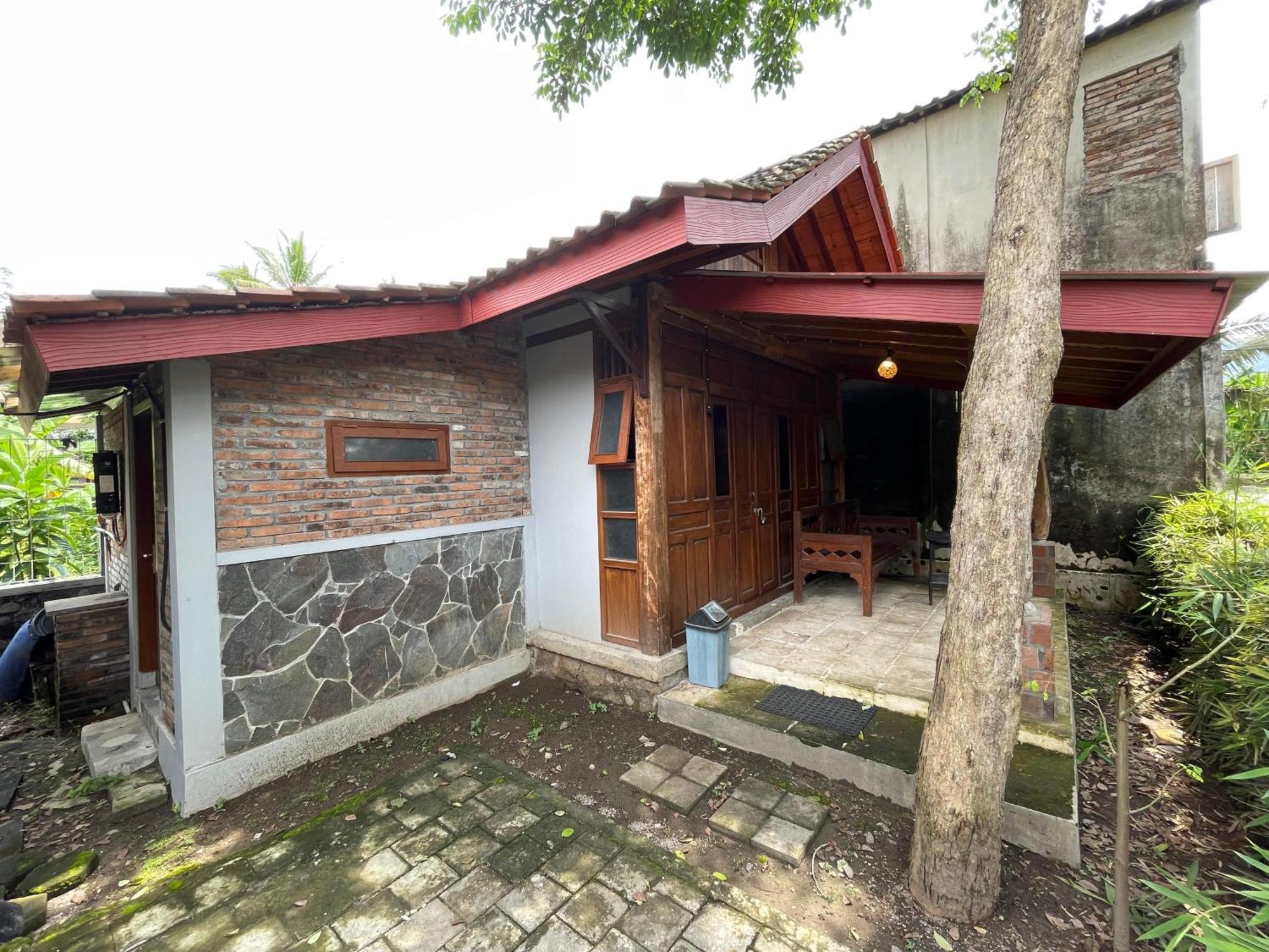 Saka Homestay Boutique & Cafe Маґеланґ Екстер'єр фото